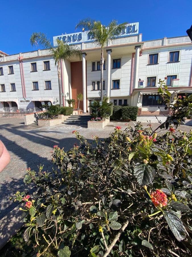 Venus Park Hotel Castel Volturno Exterior photo