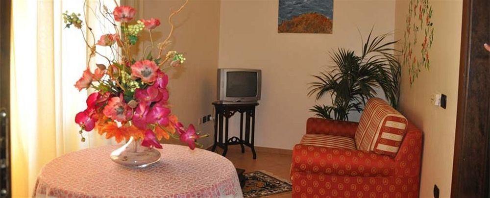 Venus Park Hotel Castel Volturno Exterior photo