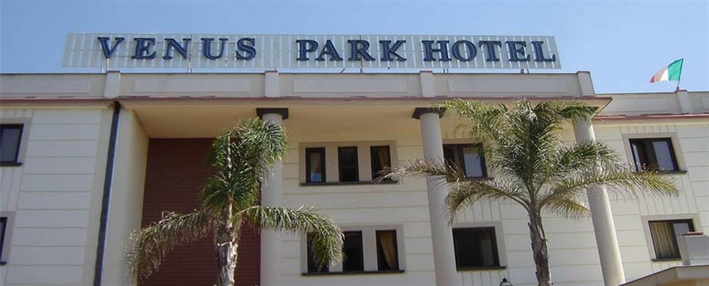 Venus Park Hotel Castel Volturno Exterior photo