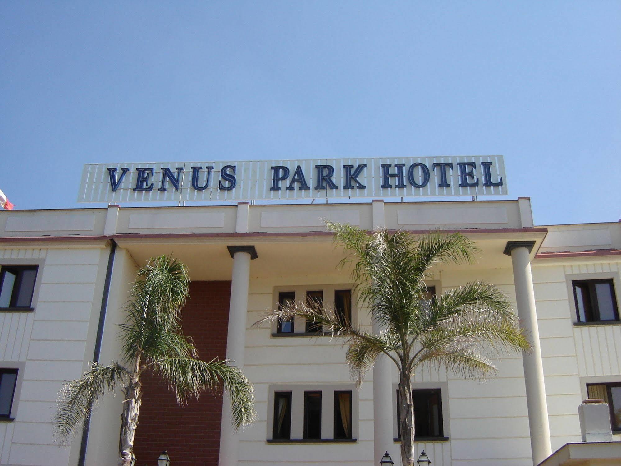 Venus Park Hotel Castel Volturno Exterior photo